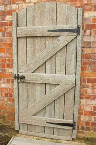 Millboard decking used for a gate